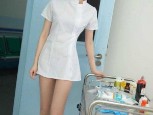 性感迷人的 babes18 护士，专业提供极致服务