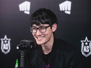 英雄联盟传奇选手 faker 大魔王：电竞界的绝对王者简介